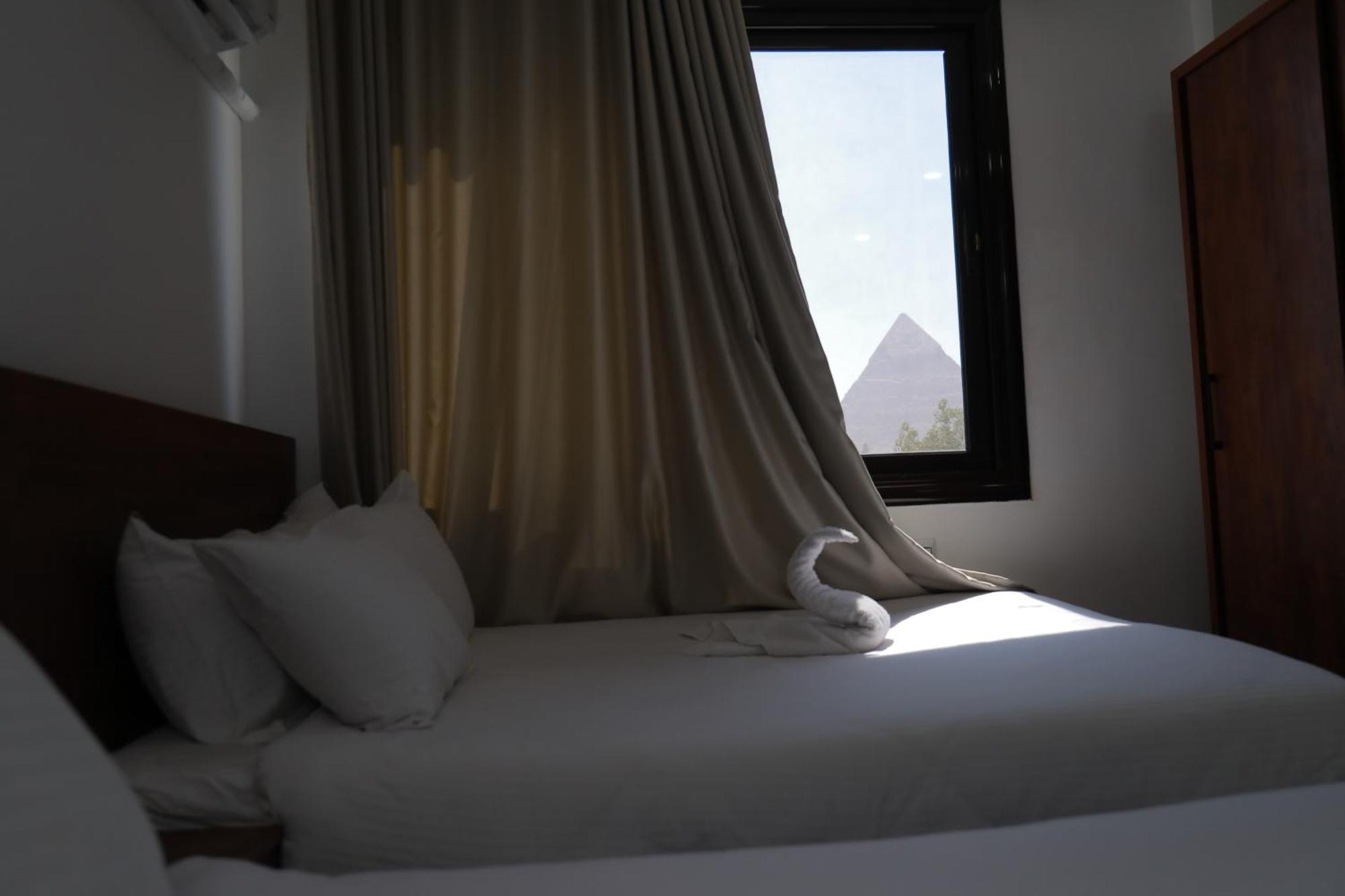 Prince Pyramids Inn Kafret el-Gabal Eksteriør bilde